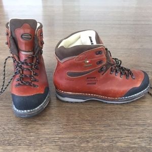 Zamberlan Men's 1025 Tofane NW GT RR Hiking Boot